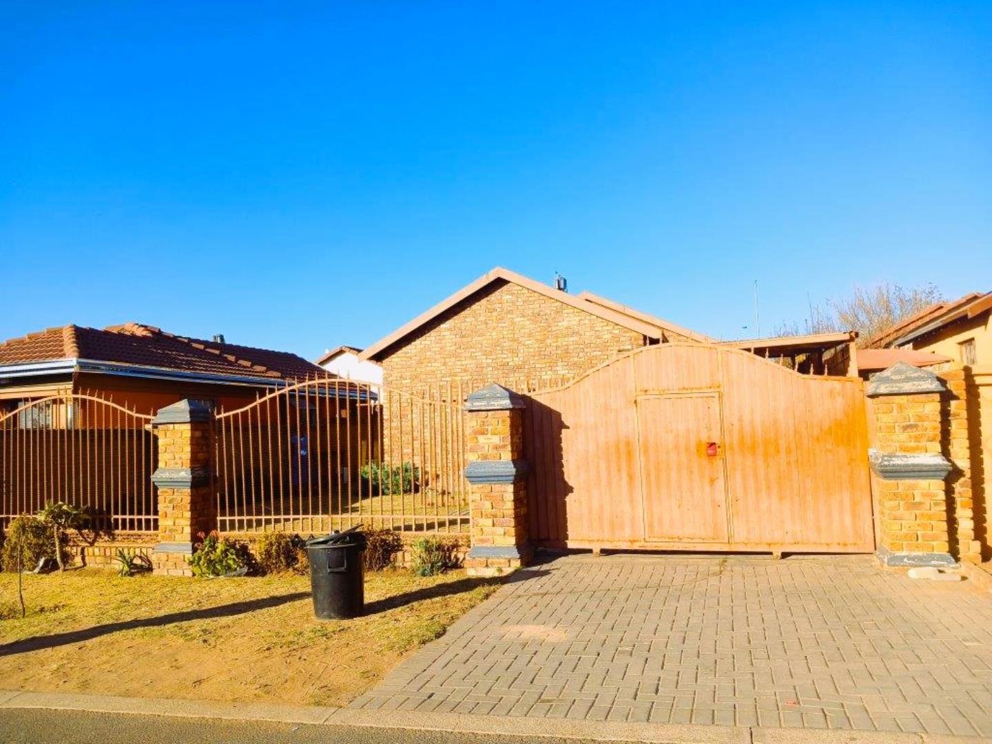 2 Bedroom House for Sale - Gauteng