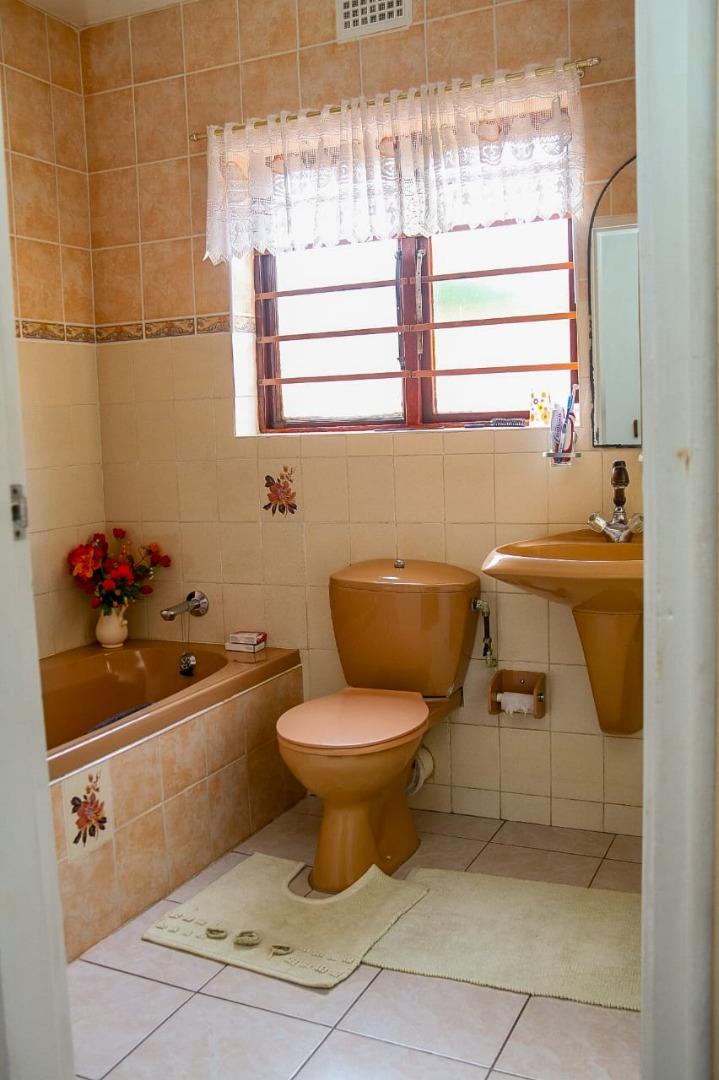 740823_20.jpg